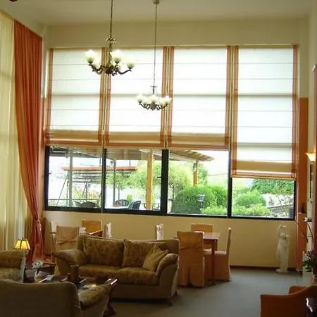 Morfeas Hotel